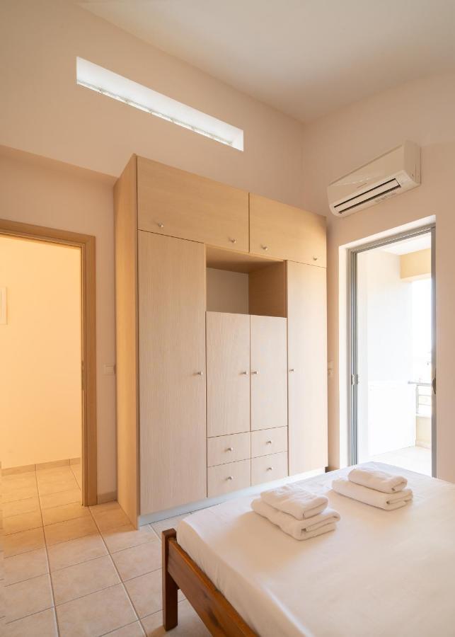 Spacious Beachfront Maisonettes With Stunning Views & A Private Beach Monemvasía Exterior foto